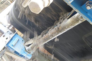 Conveyor belt spillage control, tracking and cleaning