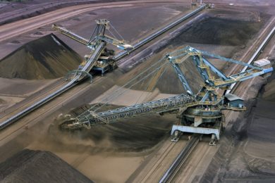 BHP’s South Flank to receive world’s largest rail-mounted stackers and reclaimer from thyssenkrupp