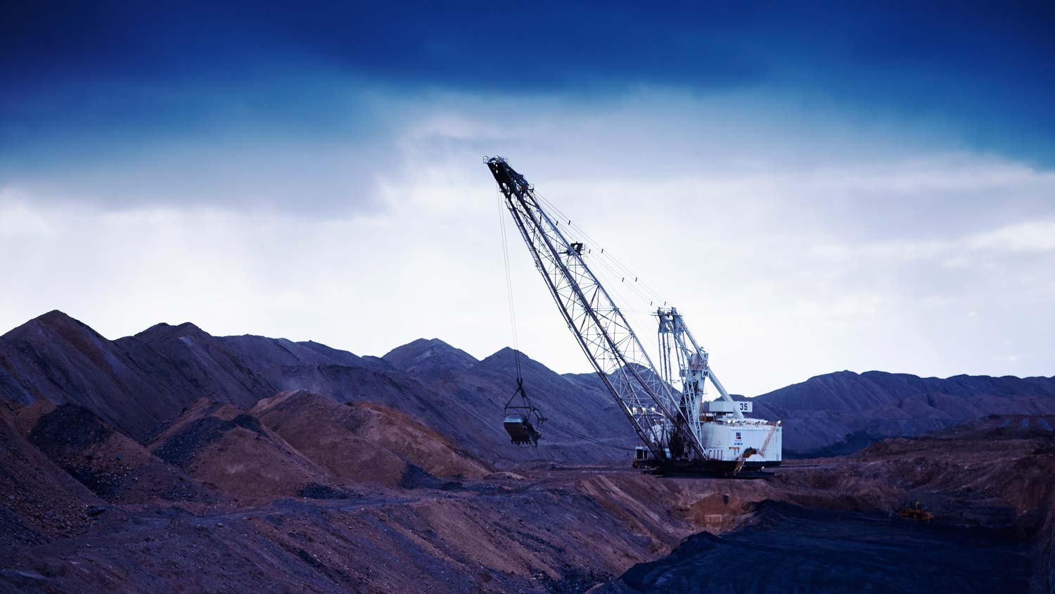  Thiess  extends mining  services at BMA s Caval Ridge coal 