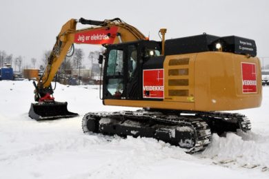 Pon brings 26 t battery-electric excavator to Norway construction site