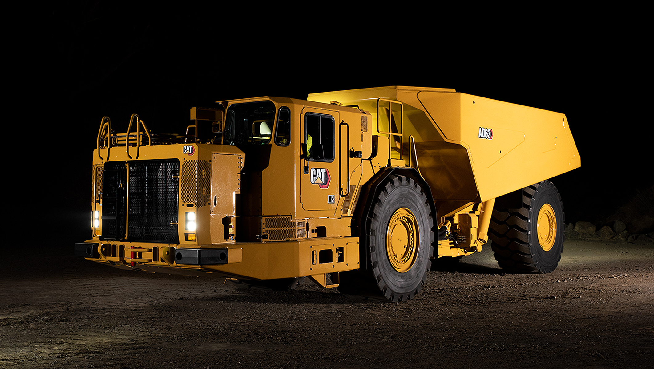 cat-ups-the-ante-with-introduction-of-ad63-underground-truck