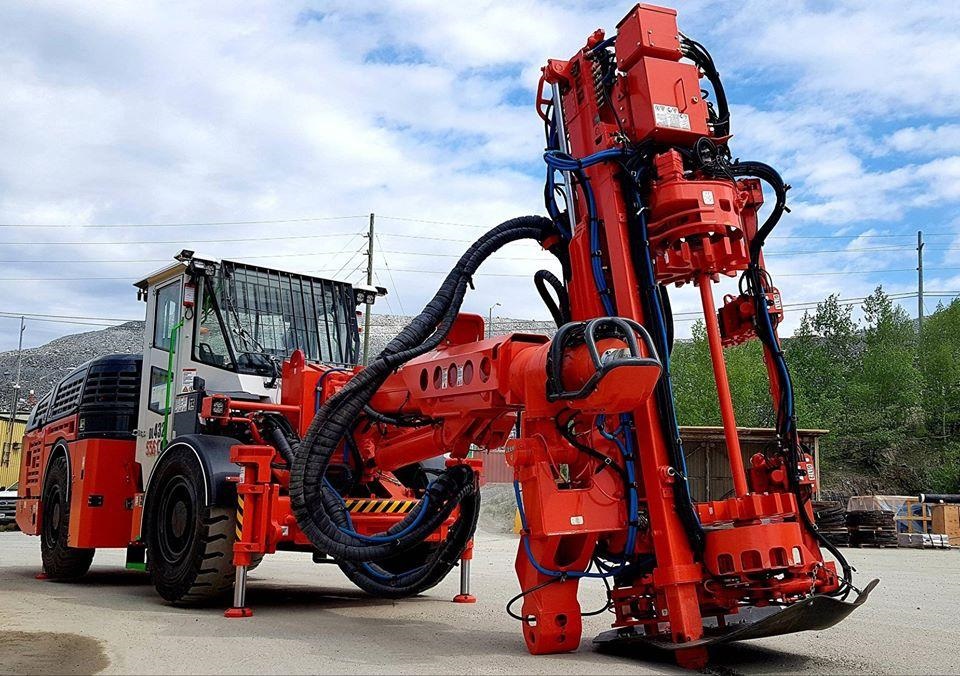 Sandvik TH545i haul trucks, DL432i autonomous drill to join