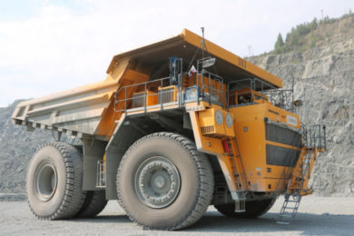 EVRAZ applies “digital advisor” on Kachkanarsky iron ore mine truck fleet