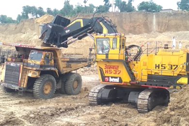 Indian-made BEML 180 t class BE1800D hydraulic diesel driven shovel goes into production with Eastern Coalfields