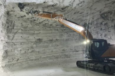 CASE Construction Equipment fleet delivering long term goals at major Romanian rock salt mine