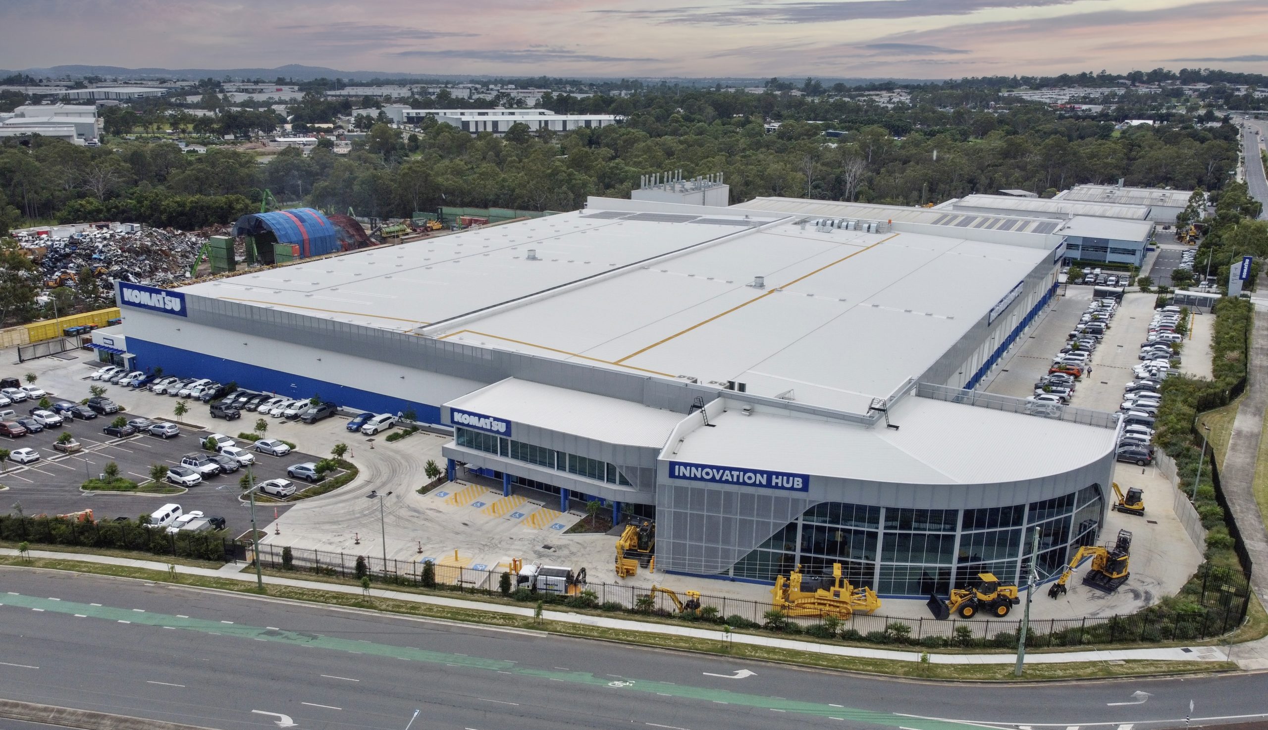 Komatsu officially opens new Wacol, Brisbane distribution centre including  Innovation Hub - International Mining