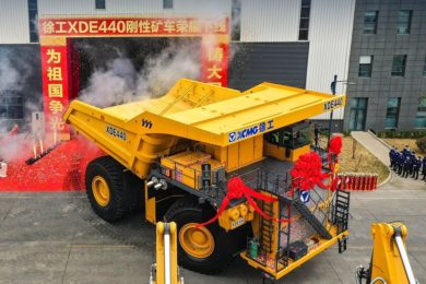 XCMG costruisce il camion da miniera XDE440 da 400 t "più grande del mondo" per Zijin Mining e China Minmetals XCMG-Final-390x260