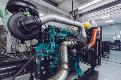 Volvo Penta ramps up dual fuel hydrogen engine development with new CMB-TECH partnership