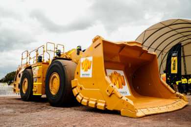 Westgold Resources & WesTrac first in world to put Cat hybrid R2900 XE to work