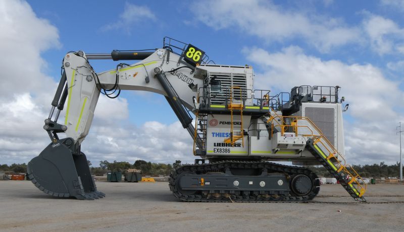 Liebherr R 9400 mining excavator arrives at Olive Downs plus