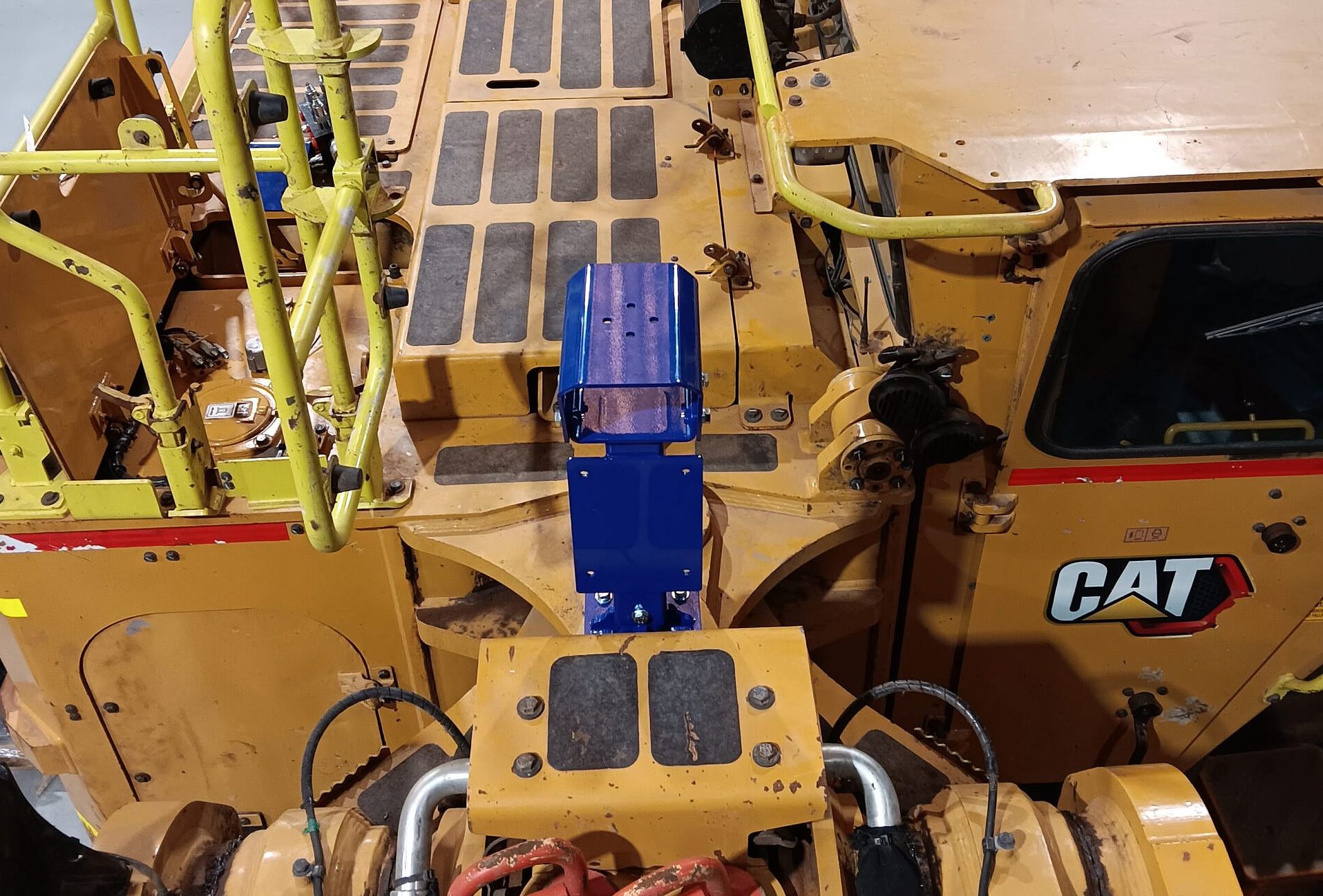 Barminco and RCT partner on 'world first' agnostic remote installation of Cat 2900 XE - International Mining