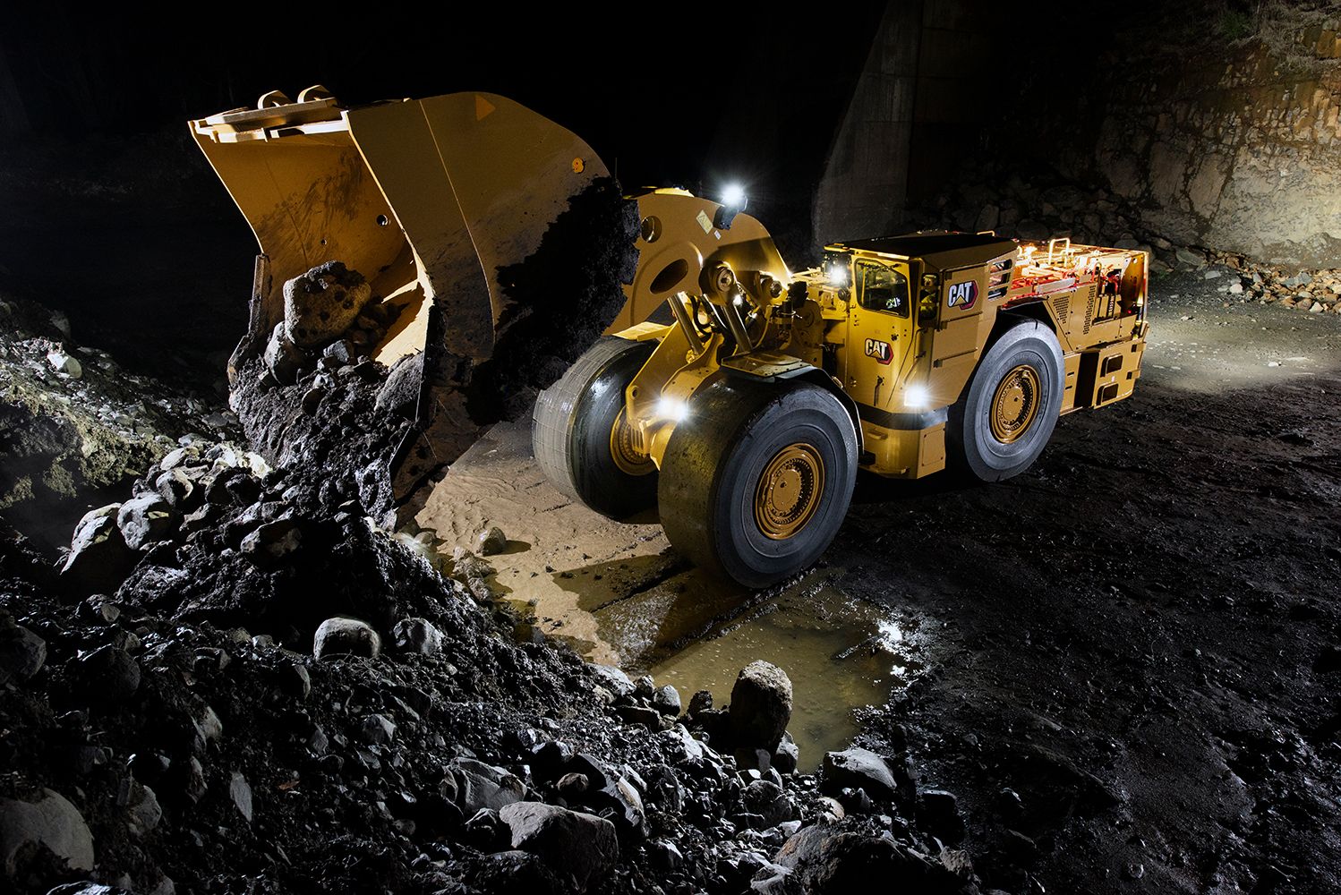 10 KW mining has an open-pit mine with 12 blocks of