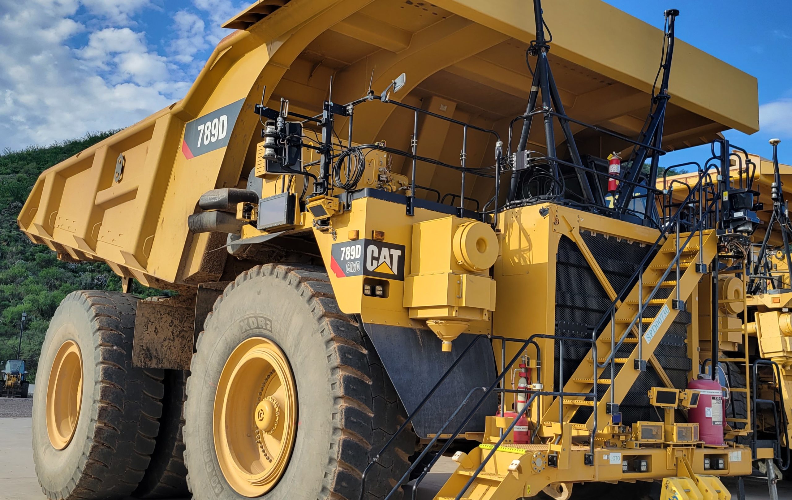 Caterpillar validates Rajant wireless solution with Cat® MineStar™ Command for hauling - International Mining