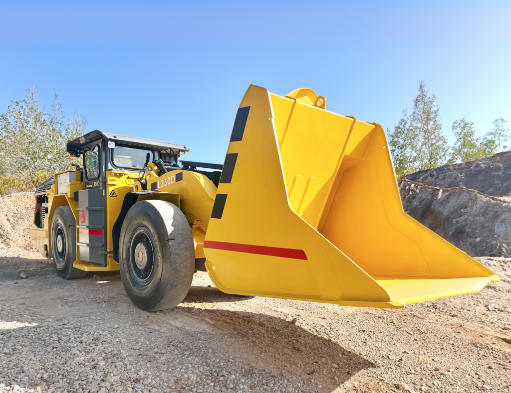 Aramine unveils new version of its proven L350D loader with 4 t capacity - International Mining