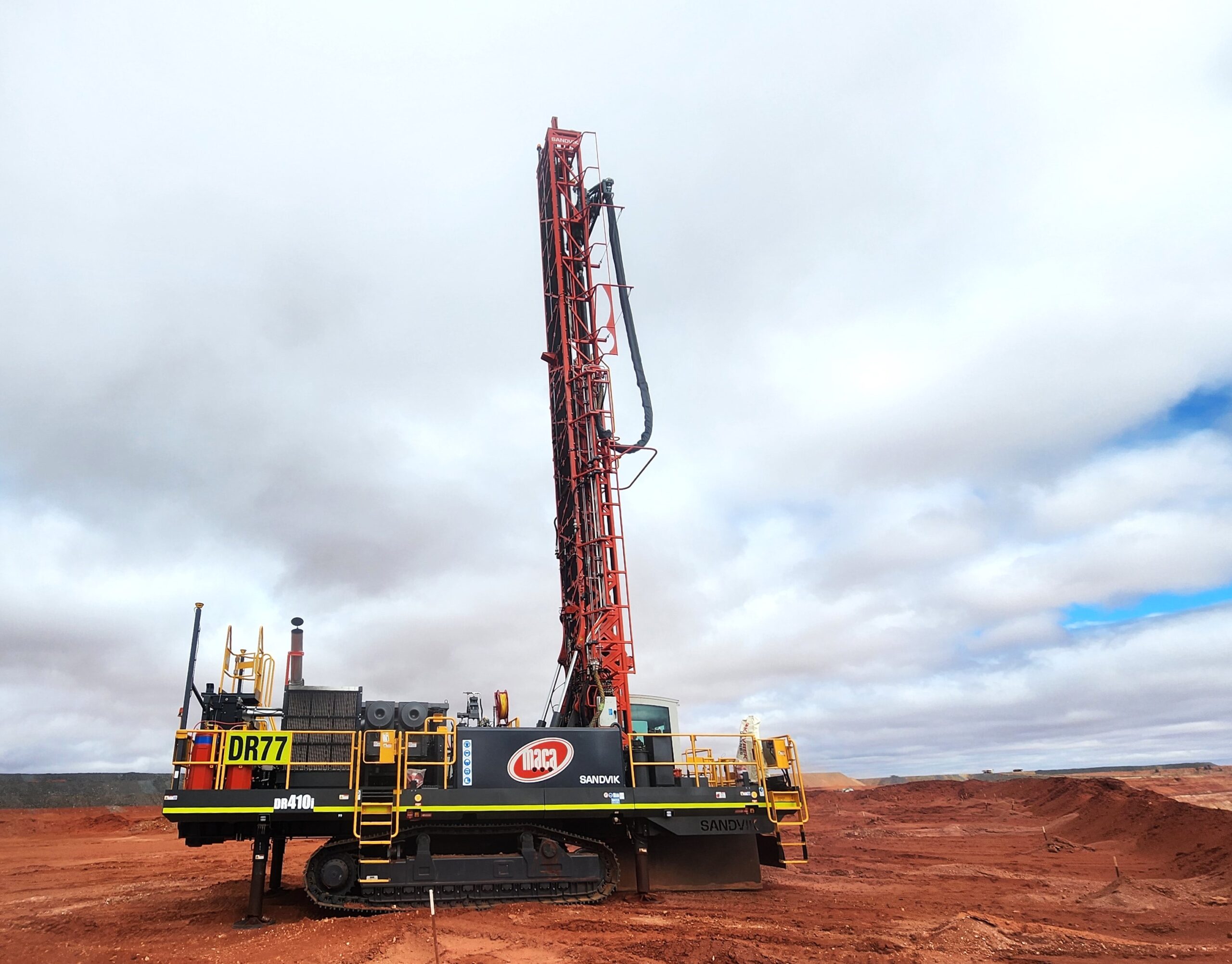 MACA takes delivery of first Sandvik DR410i rotary blasthole drill rig at Gruyere - International Mining