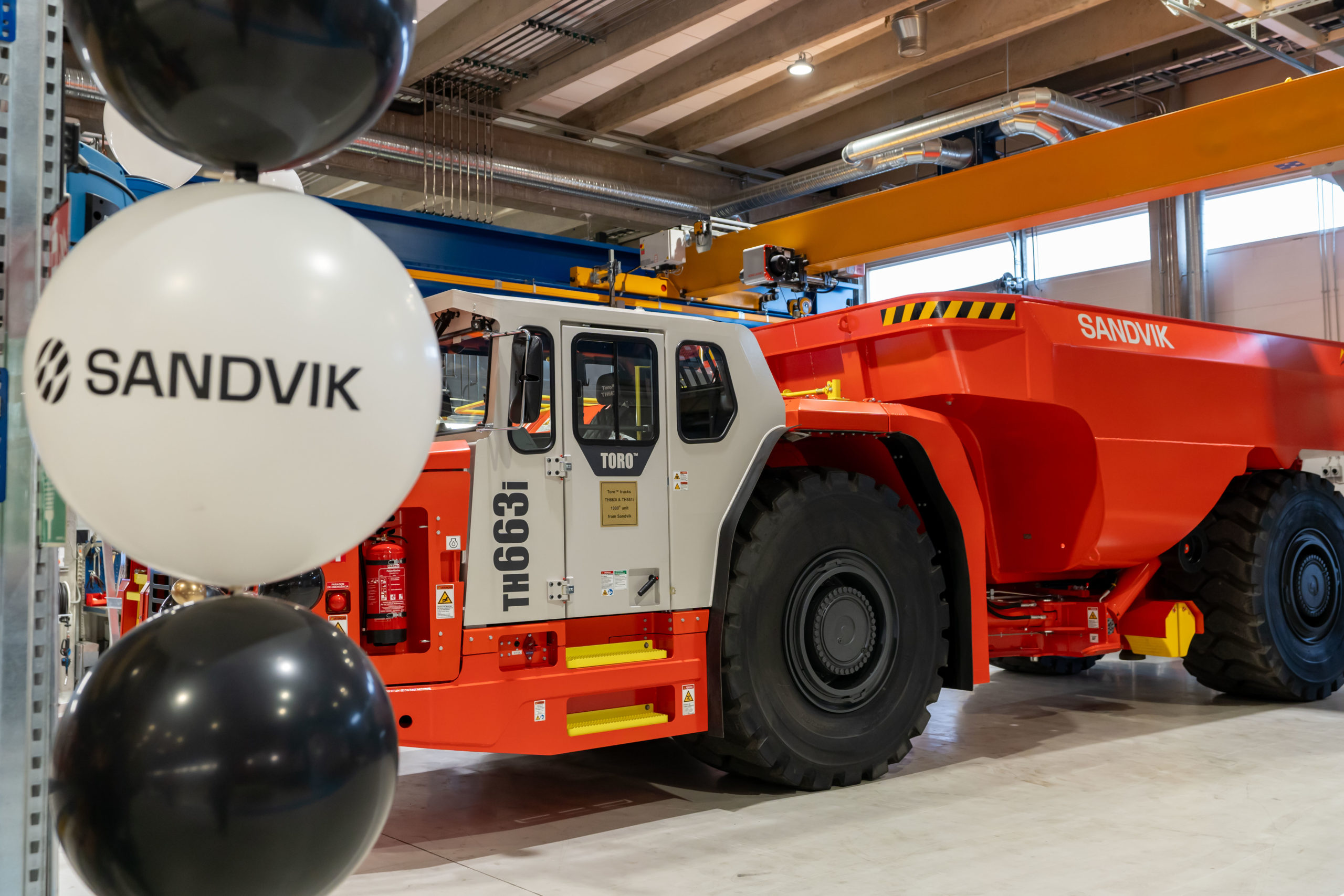 Sandvik celebrates the delivery of 1,000 Toro™ large trucks