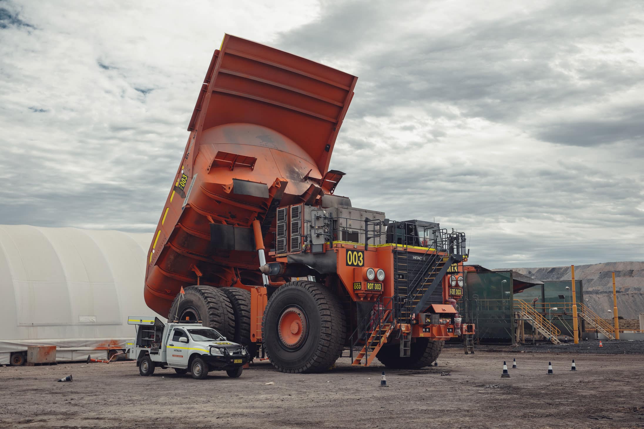 Sat.One Enterprise comms to support Hitachi AHS ongoing development in Queensland - International Mining