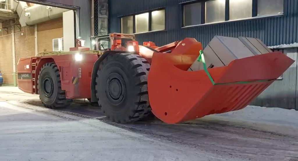 LKAB deploys battery electric & autonomous Sandvik LH518iB at Malmberget - International Mining