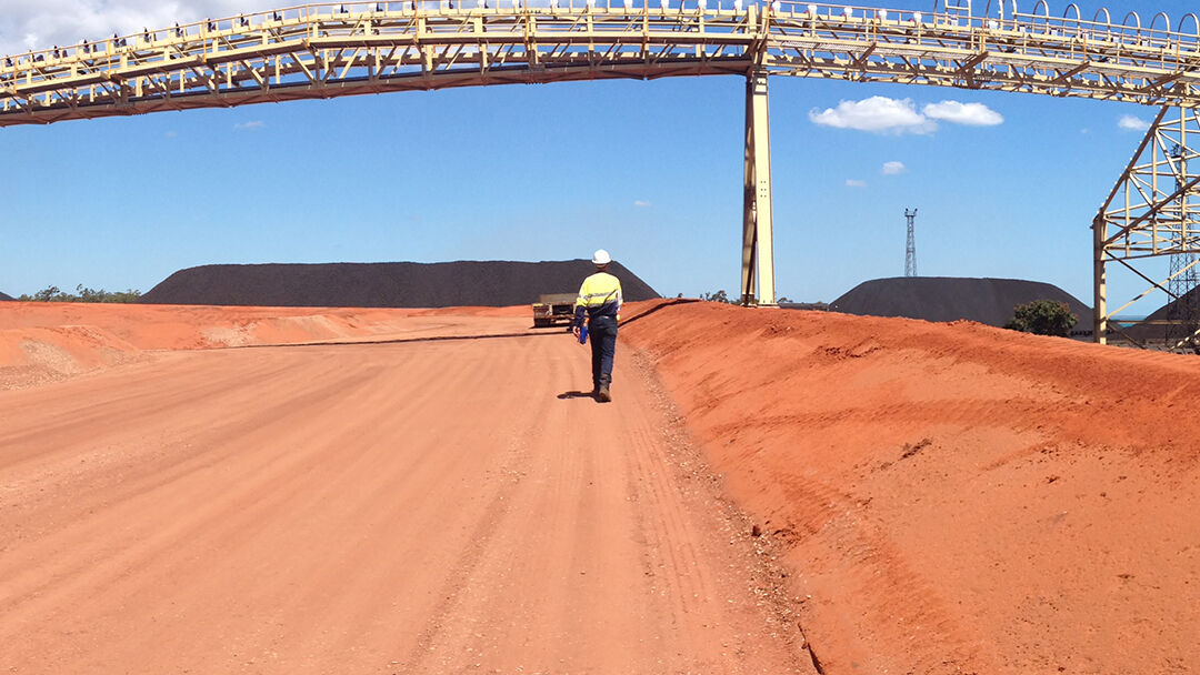 Thiess re-enters the Northern Territory with GEMCO manganese contract - International Mining