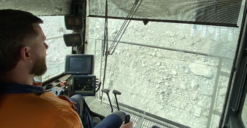 BUMA Australia rolls Carlson Machine Control solutions across its mining project sites - International Mining