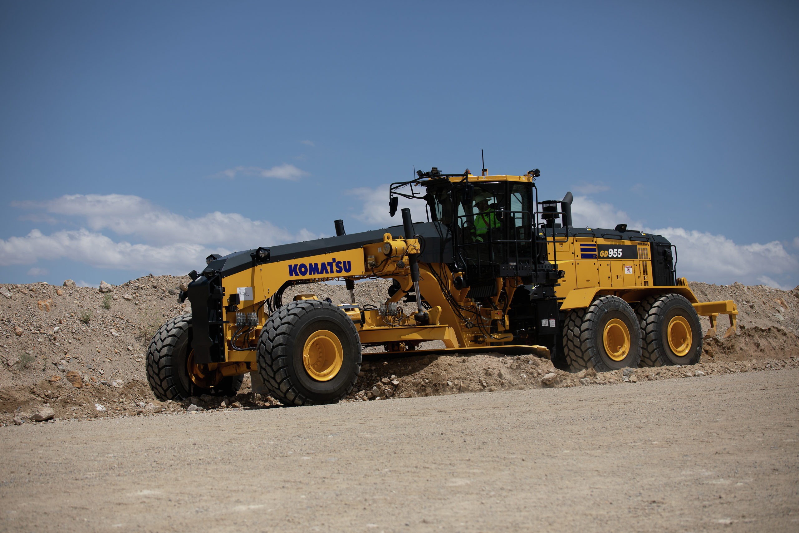 Komatsu offers up another haul road maintenance tool with GD955-7 motor grader - International Mining