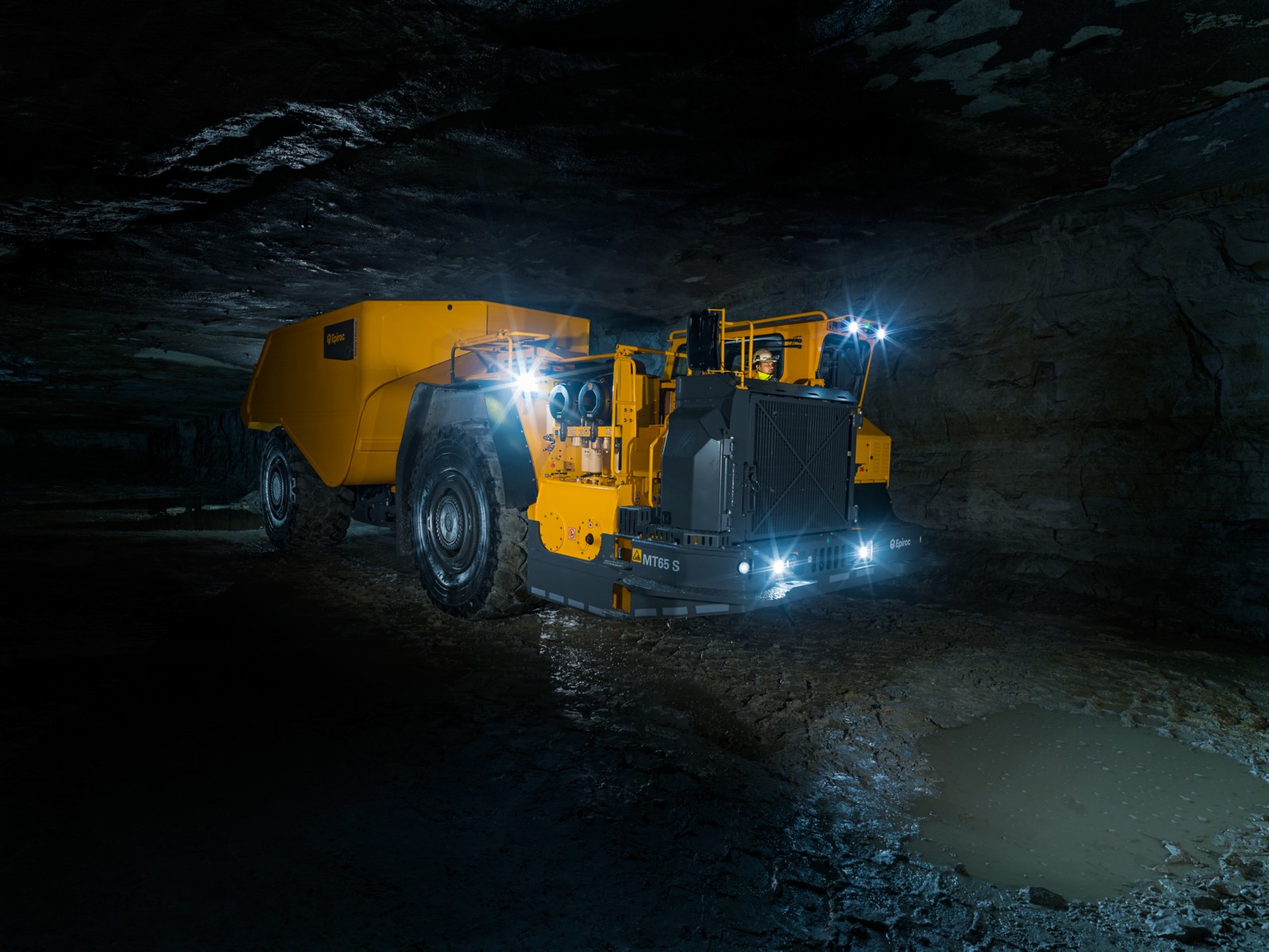 Epiroc rounds off 2023 with positive mining figures; MT65 SG is next up in battery line-up - International Mining