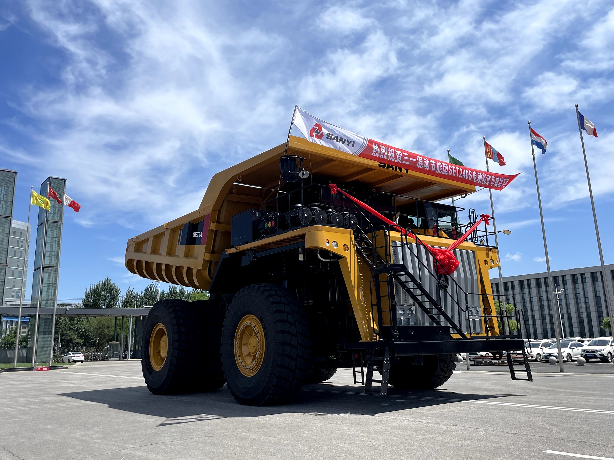 SANY banks on hybrid mining truck demand with SET150S and SET240S models - International Mining