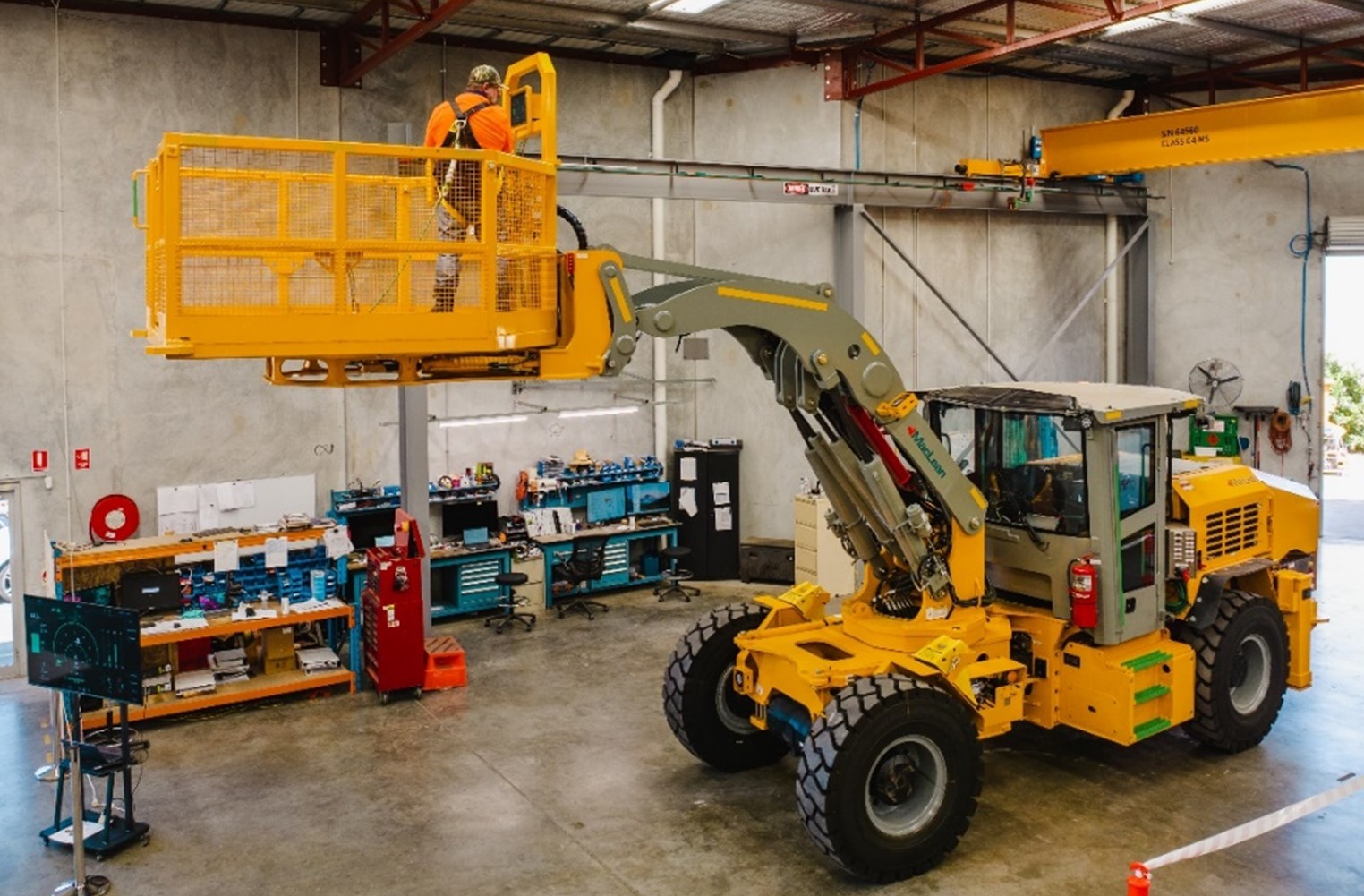 MacLean Australasia showcases latest Elevated Work Platform innovation – the ML5 Multi-Lift - International Mining