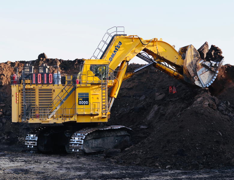 Suncor says Fort Hills to get new super size Komatsu PC9000 excavator - International Mining