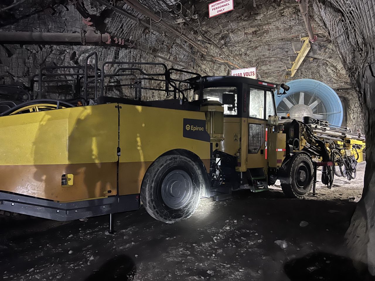 Glencore Canada gets federal funding boost for all electric mining fleet at Onaping Depth - International Mining