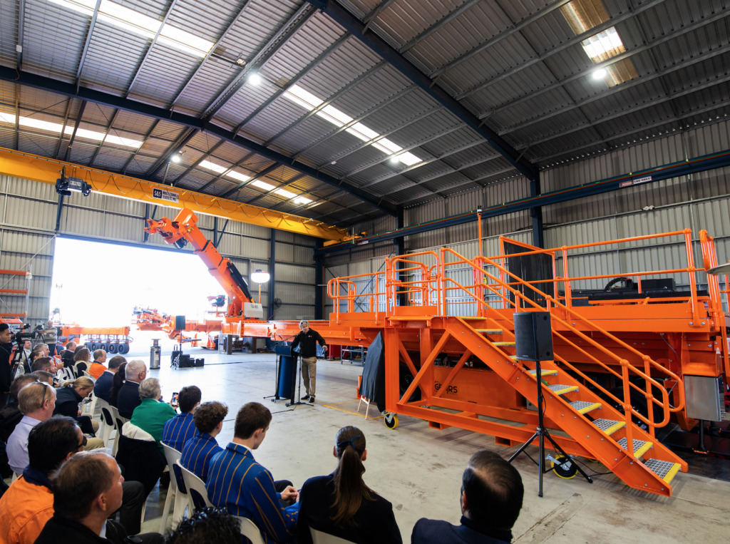 Australia's Gears Mining launches 'world's largest' mill liner handler machine - International Mining