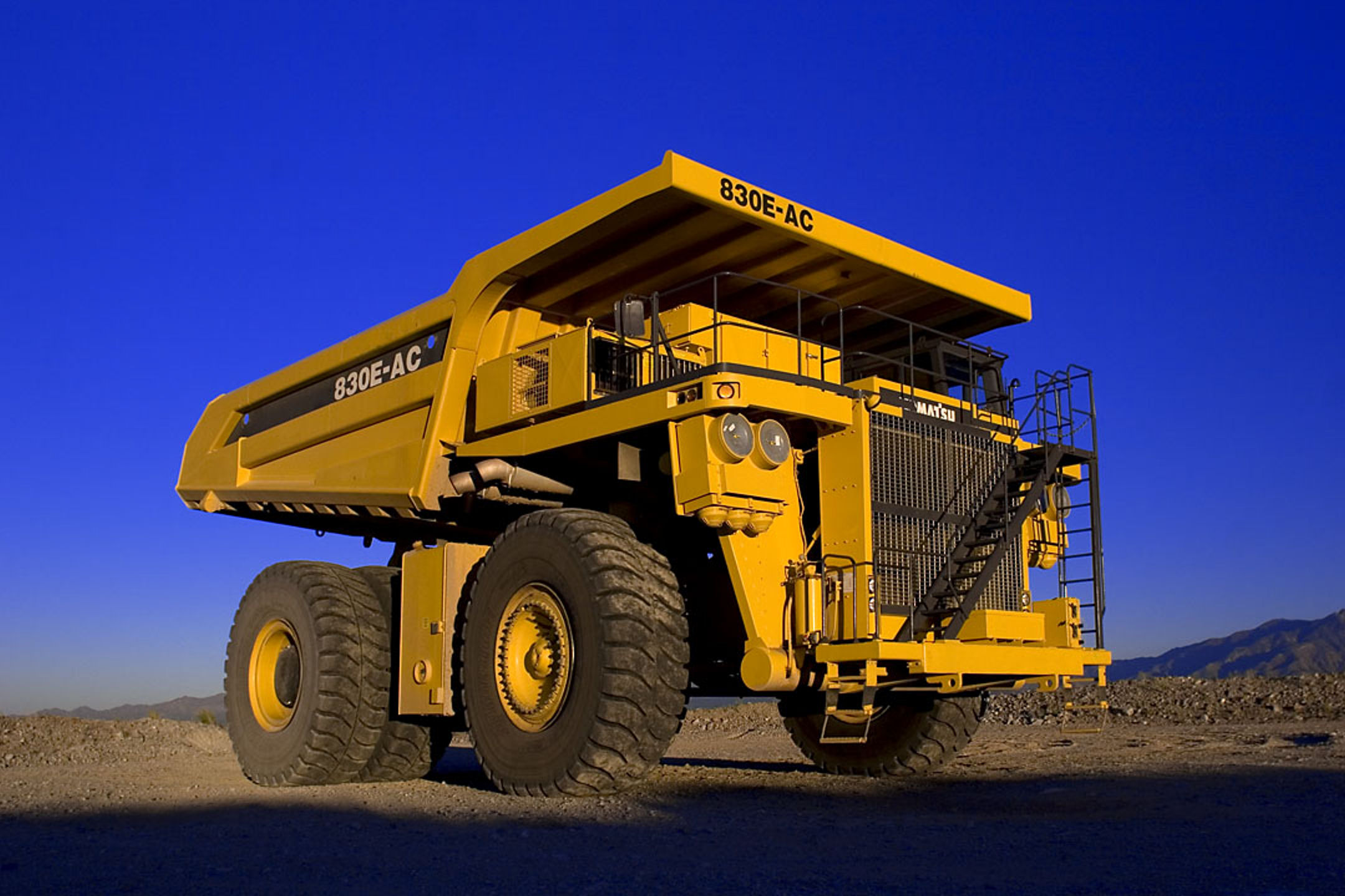 Vale, Komatsu & Cummins announce collaboration to develop dual fuel large trucks - International Mining