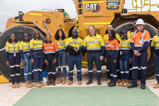 Newmont deploys first of nine R2900 XE diesel-electric LHDs in Ghana at Subika Underground - International Mining