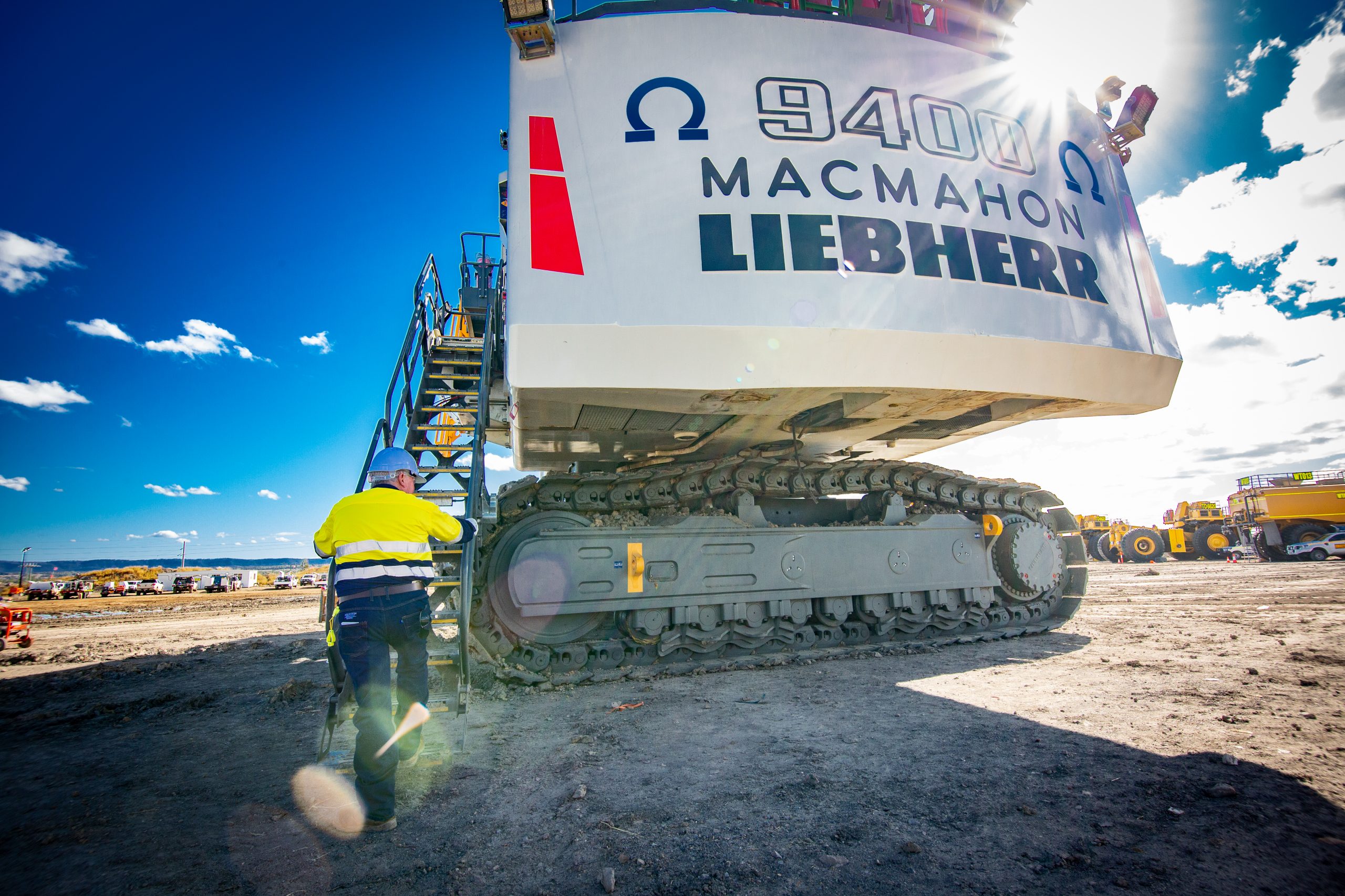 Macmahon Holdings to carry on contracting at Anglo's Dawson South - International Mining