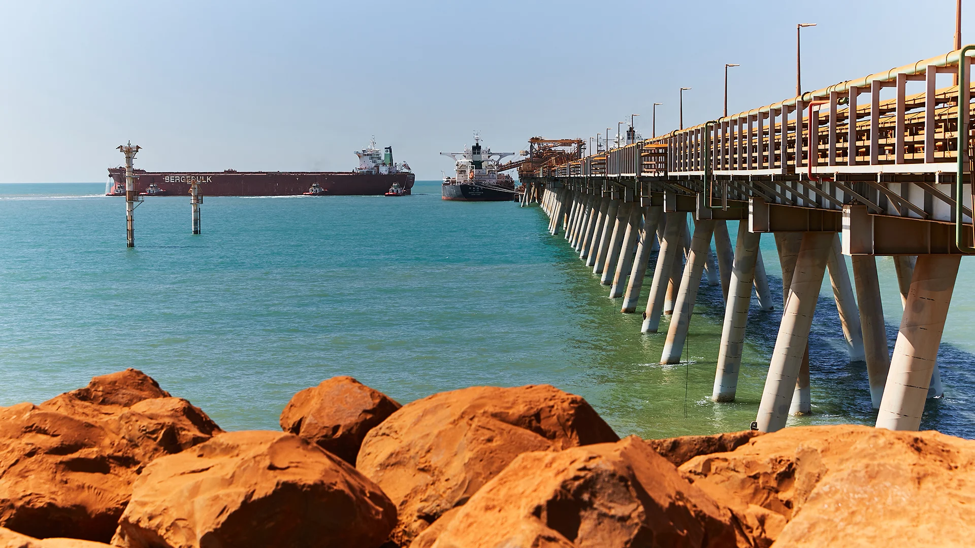 Rio Tinto ships four billionth tonne of iron ore to China - International Mining