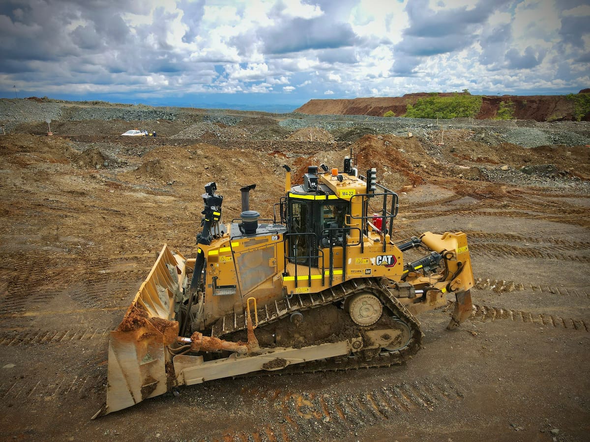 South32 rolls out remote control Cat D9 dozers at Cerro Matoso - International Mining