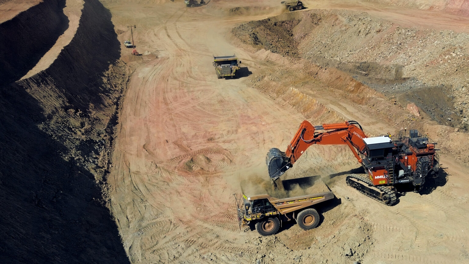 MMS adds to Red5 remit with new 12-month load and haul contract - International Mining