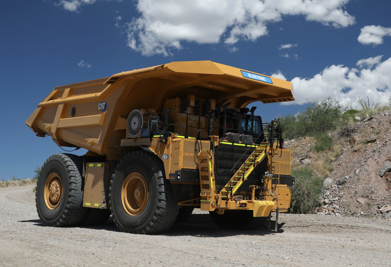 Cat® 793 XE Early Learner battery electric trucks begin testing at customer sites - International Mining