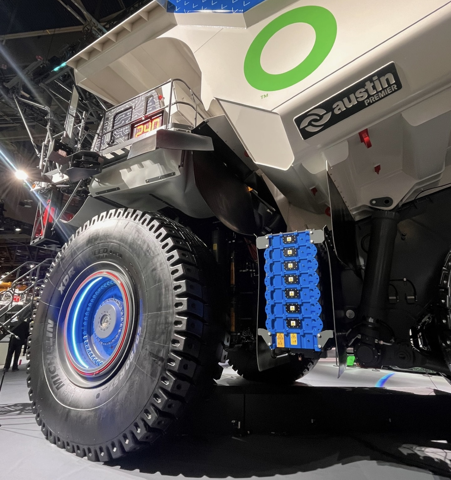 Michelin introduces mining's first-ever energy efficient tyre at MINExpo 2024 - International Mining