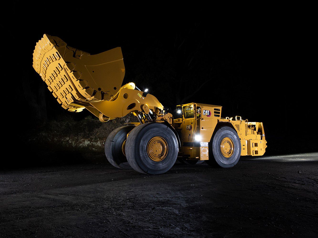 More XE underground loaders on the way, Caterpillar says - International Mining