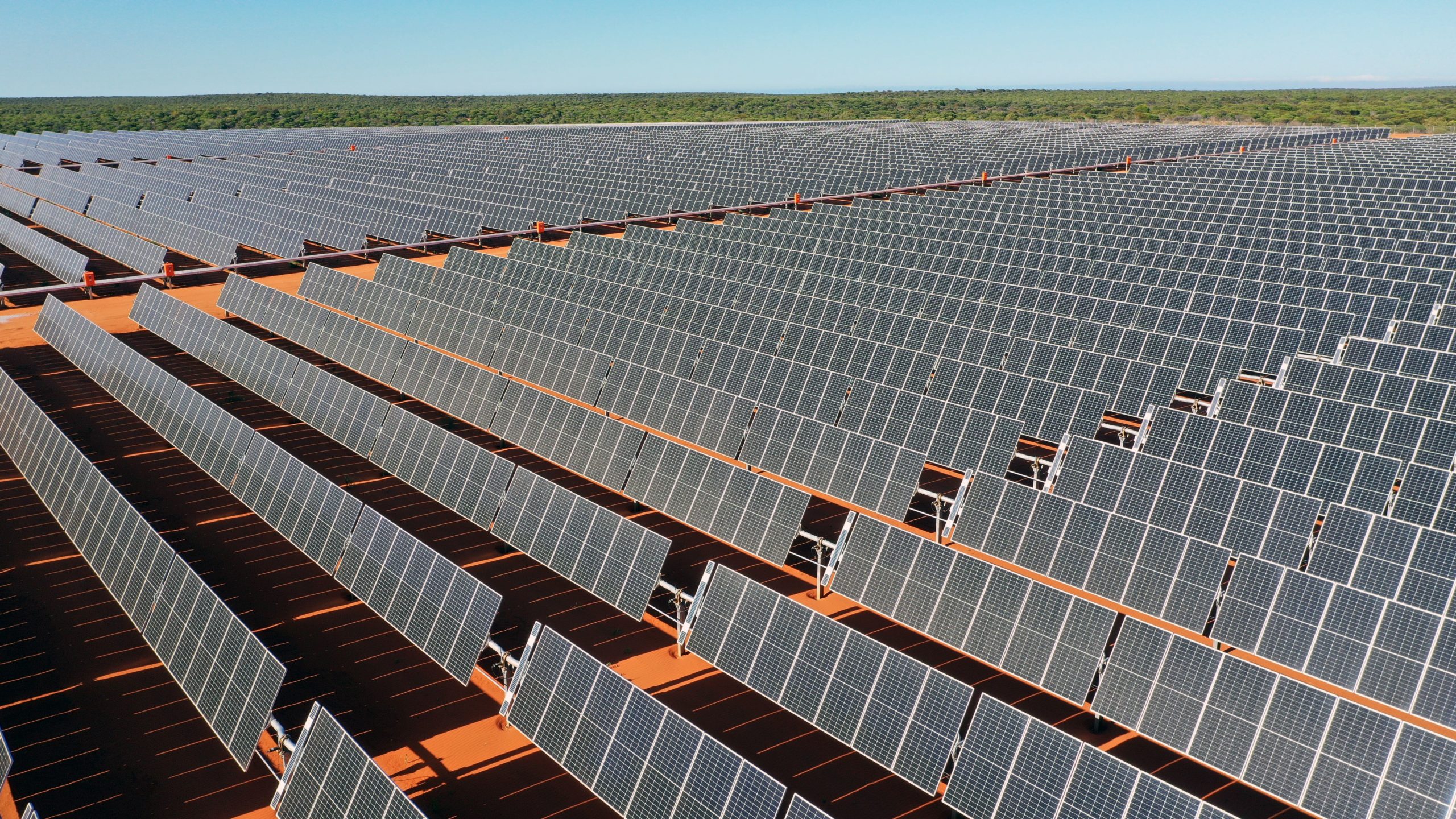 Pacific Energy signs deal to deliver its biggest solar farm yet for Gold Fields’ St Ives mine - International Mining