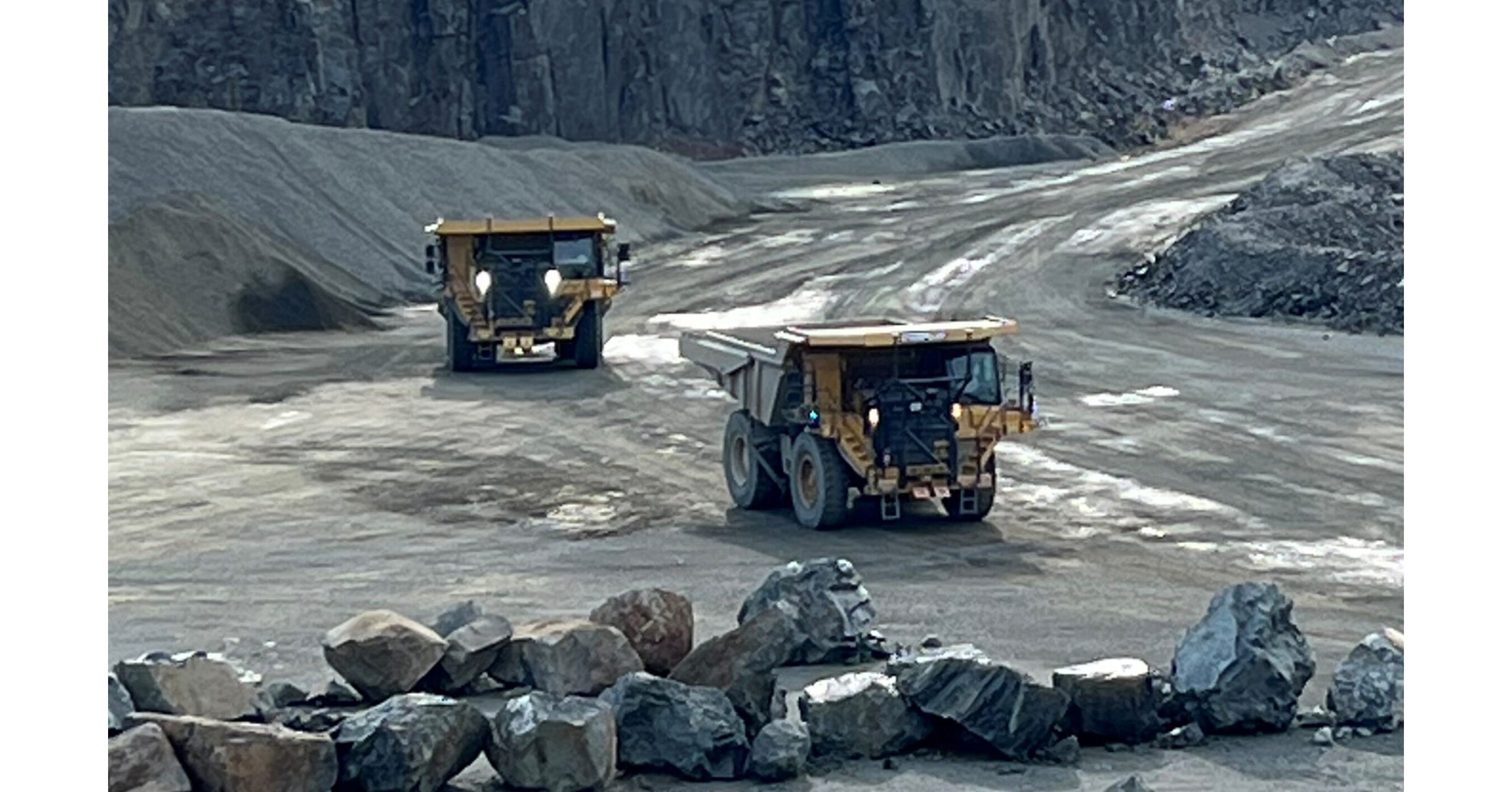 Caterpillar successfully demonstrates fully autonomous 777 truck with Luck Stone - International Mining