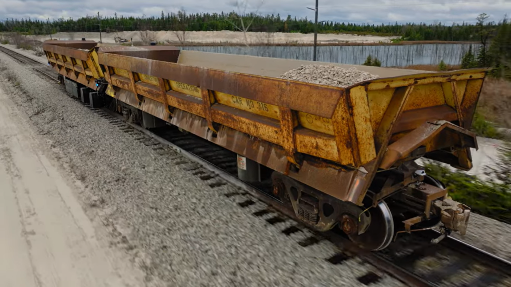 Intramotev achieves 'world first' battery-electric rail milestone at Carmeuse’s calcium mine - International Mining